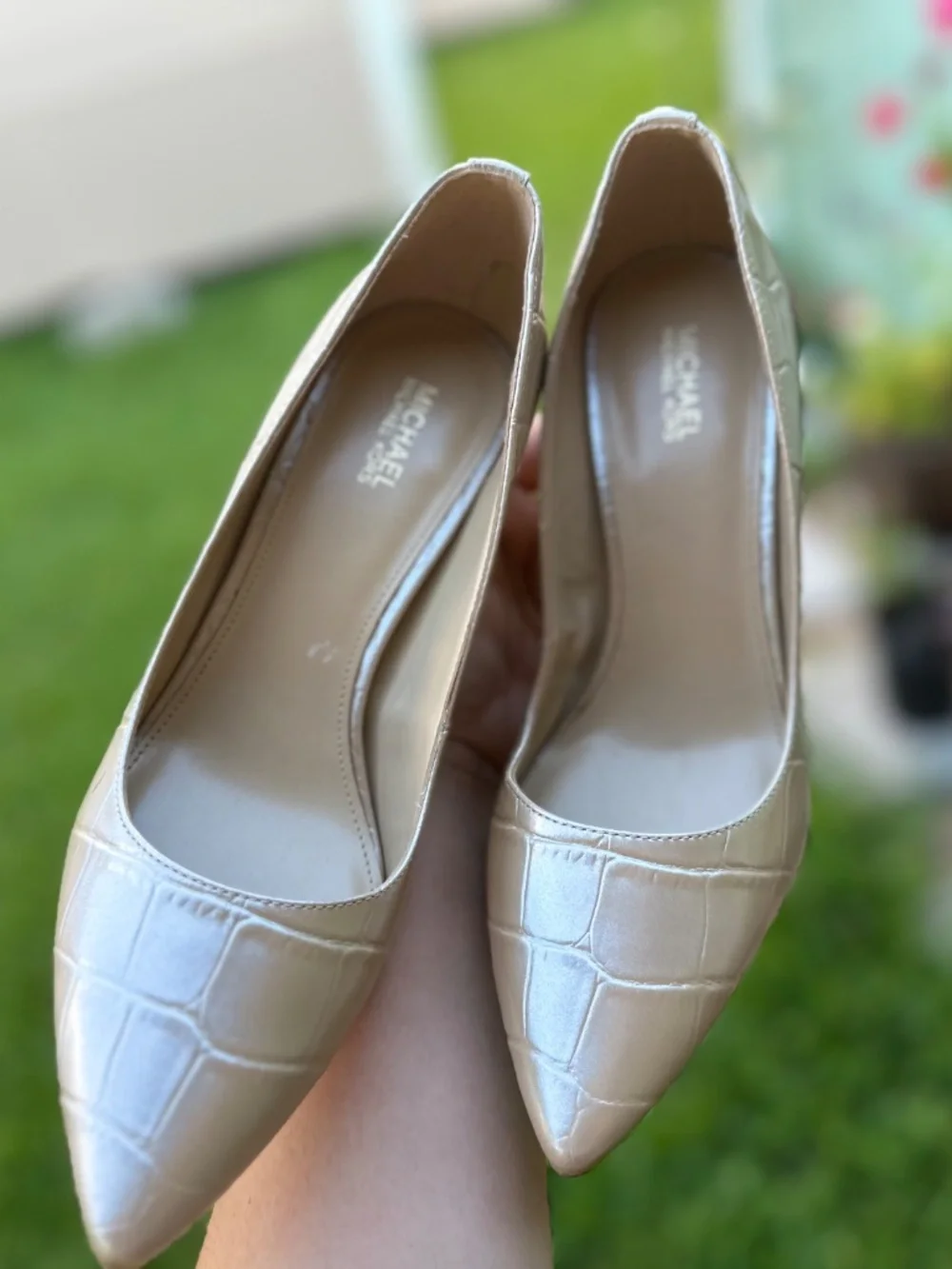 Women Shoes MK